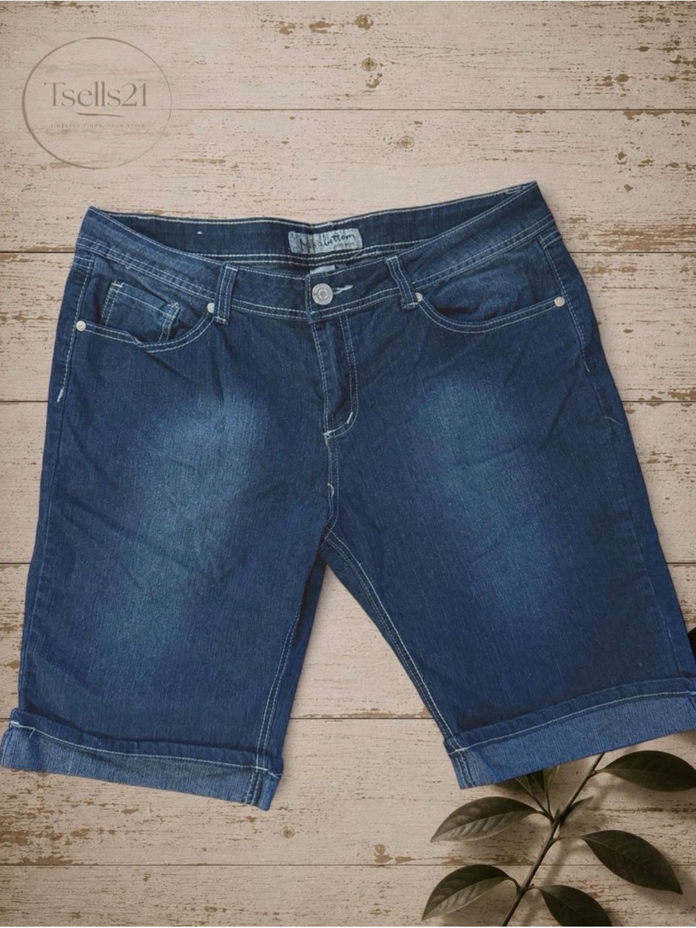 Miss Bottom Vintage Y2K Dark Wash Denim Bermuda Shorts - Size 14